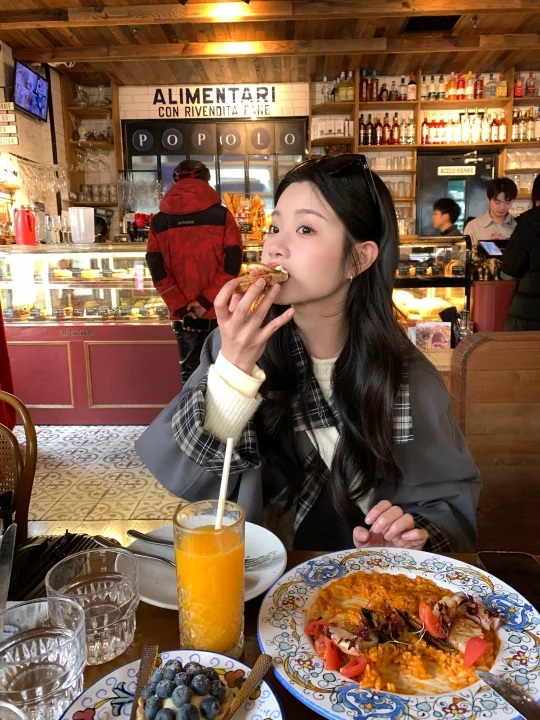 ॱଳ͘ 𝐞𝐚𝐭𝐭𝐭𝐭…🍽️🍕🍜