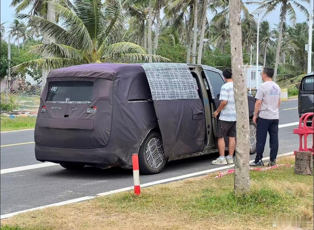 理想BUS?感觉比MEGA还要大啊[并不简单] ​​​