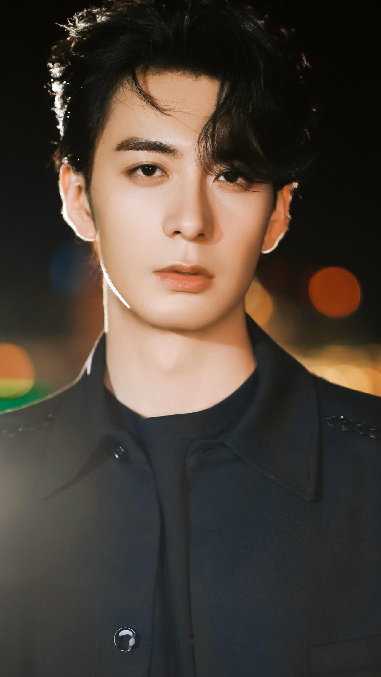 陈星旭 陈星旭爸粉大本营 陈星旭 1️⃣通透的慧眼。2️⃣清醒的匠心。3️⃣逆行