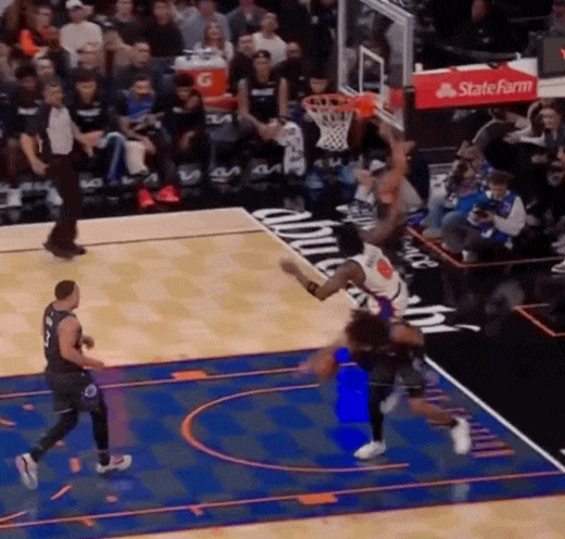 真狠！贝恩这球有老詹的风范！
在12月7日魔术与尼克斯的比赛中，贝恩因为阿奴诺比