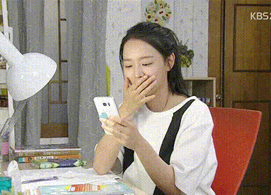 人总会隔三差五、三天两头、时不时、一直被天海佑希吸引 