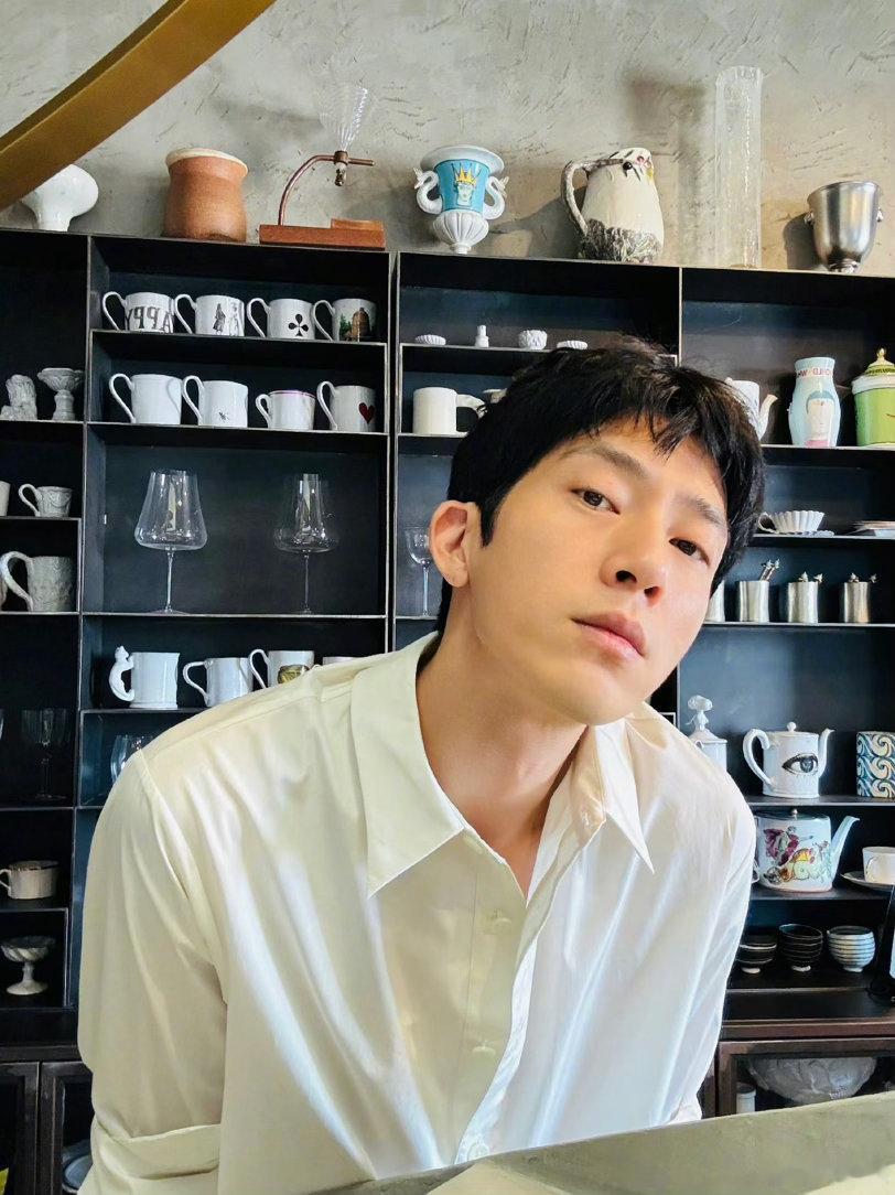 井柏然一发微博就产生费用井柏然发了一条“冒泡”日常微博，没想到评论区粉丝排队索要