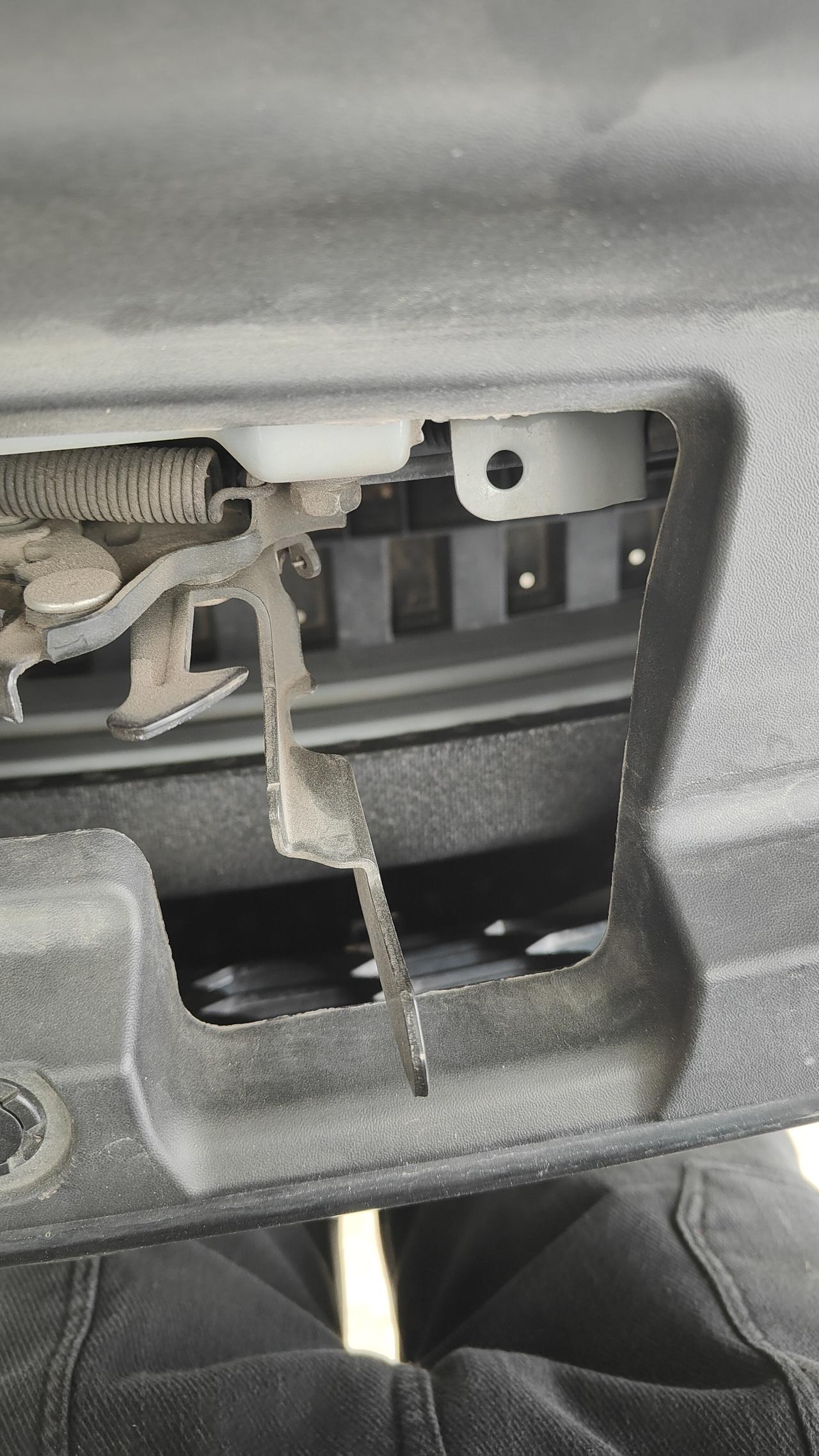 轩逸经典的防撞条