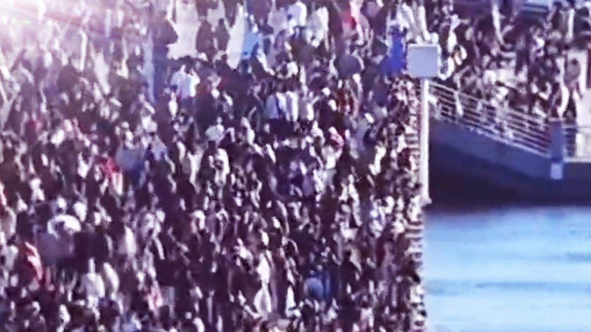 🔥爆火！昆明元旦旅游订单暴涨35%，全国游客挤爆春城。元旦的昆明彻底刷屏！旅游