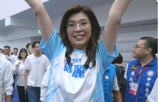 张亚中：郑丽文有意角逐2028，我给予尊重，也乐见其成。

7月29号上午，张亚