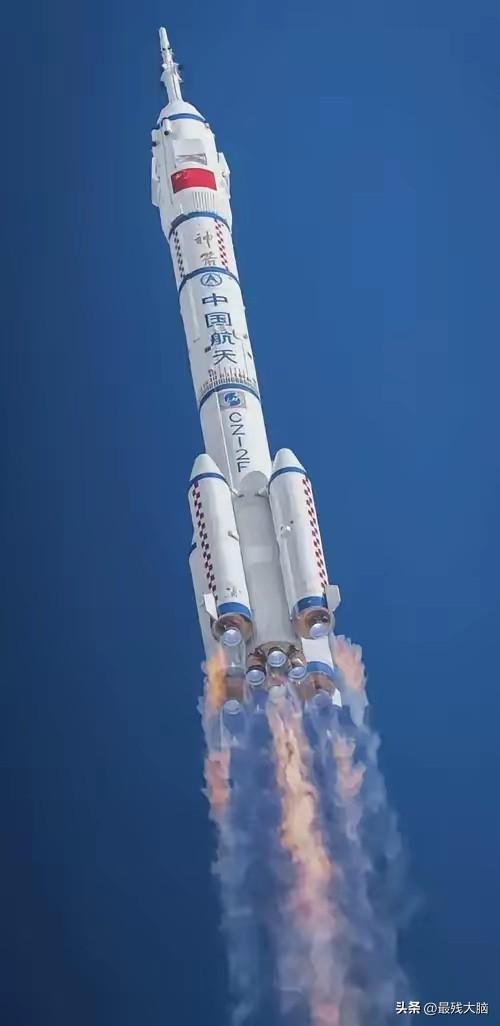 2月27日，中国载人航天工程办公室发布年度核心任务：今年我国将正式实施两次载人飞