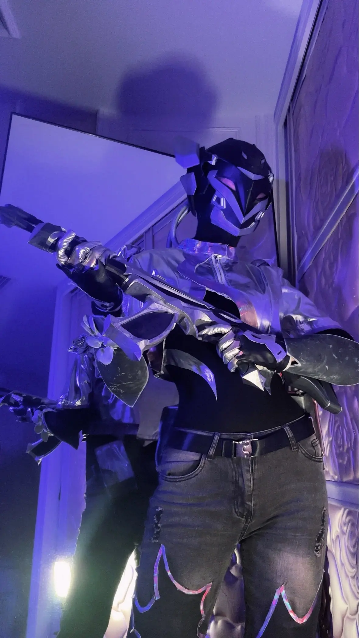 武器都给我交出来。