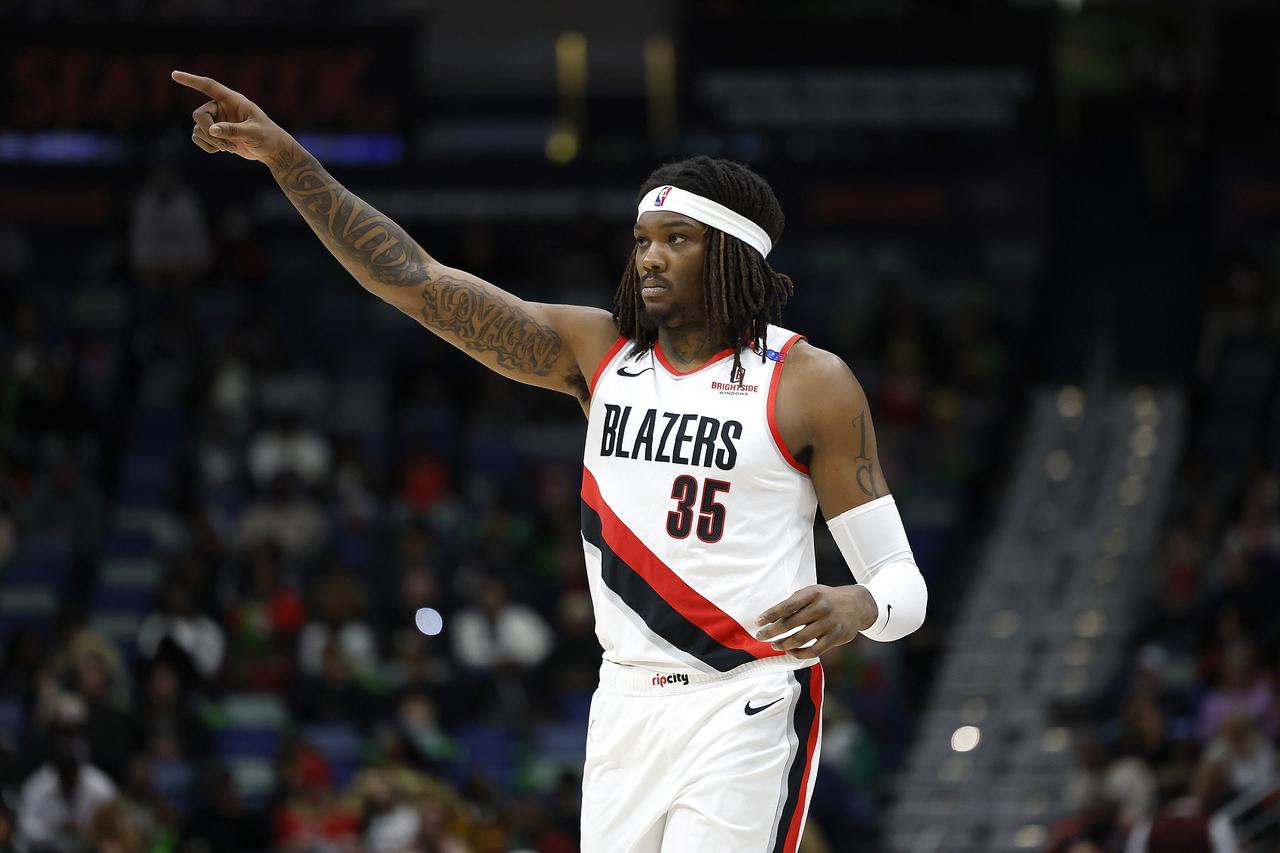 健康的罗威太强了！克林根的首发位置可能要没了！

克林根之前一直认为杨瀚森会对他