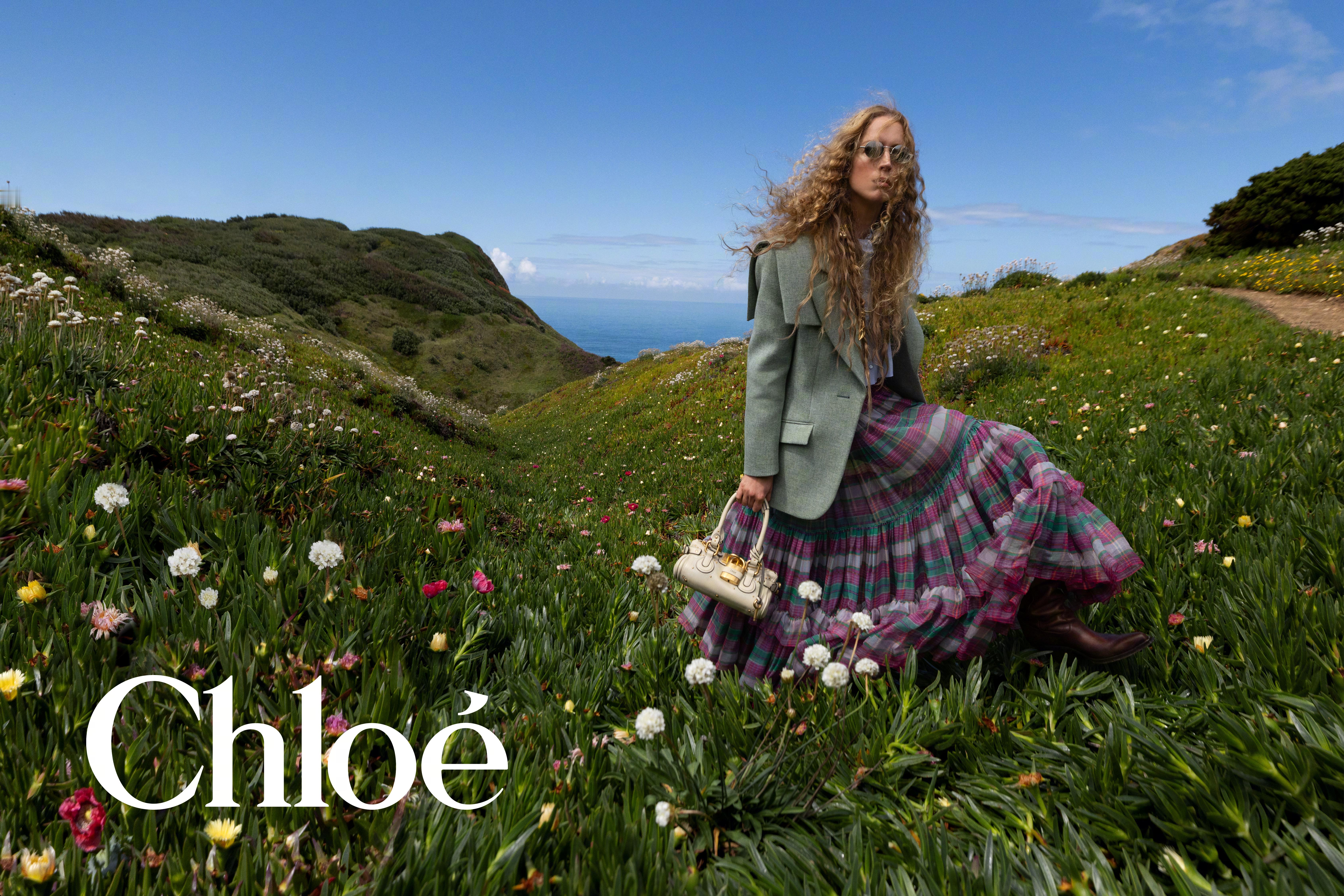 Chloé 2026 冬季系列广告大片 📸💐 时尚灵感解读 影像流转于变幻光