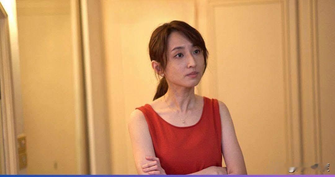 公视沦为绿营侧翼，国民党删冻预算10亿，演员柯佳嬿终露青鸟嘴脸力挺公视，大陆平台