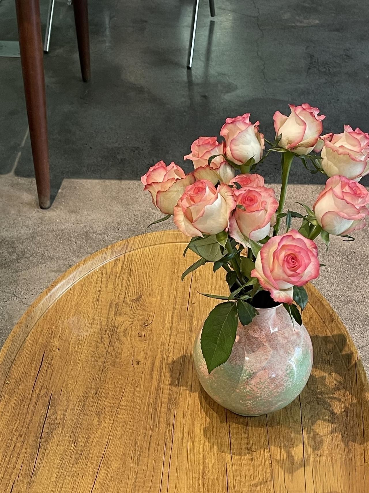 人到中年才看透。

一个家庭，

最硬的底牌，

就是儿女双全。

有了孩子，老