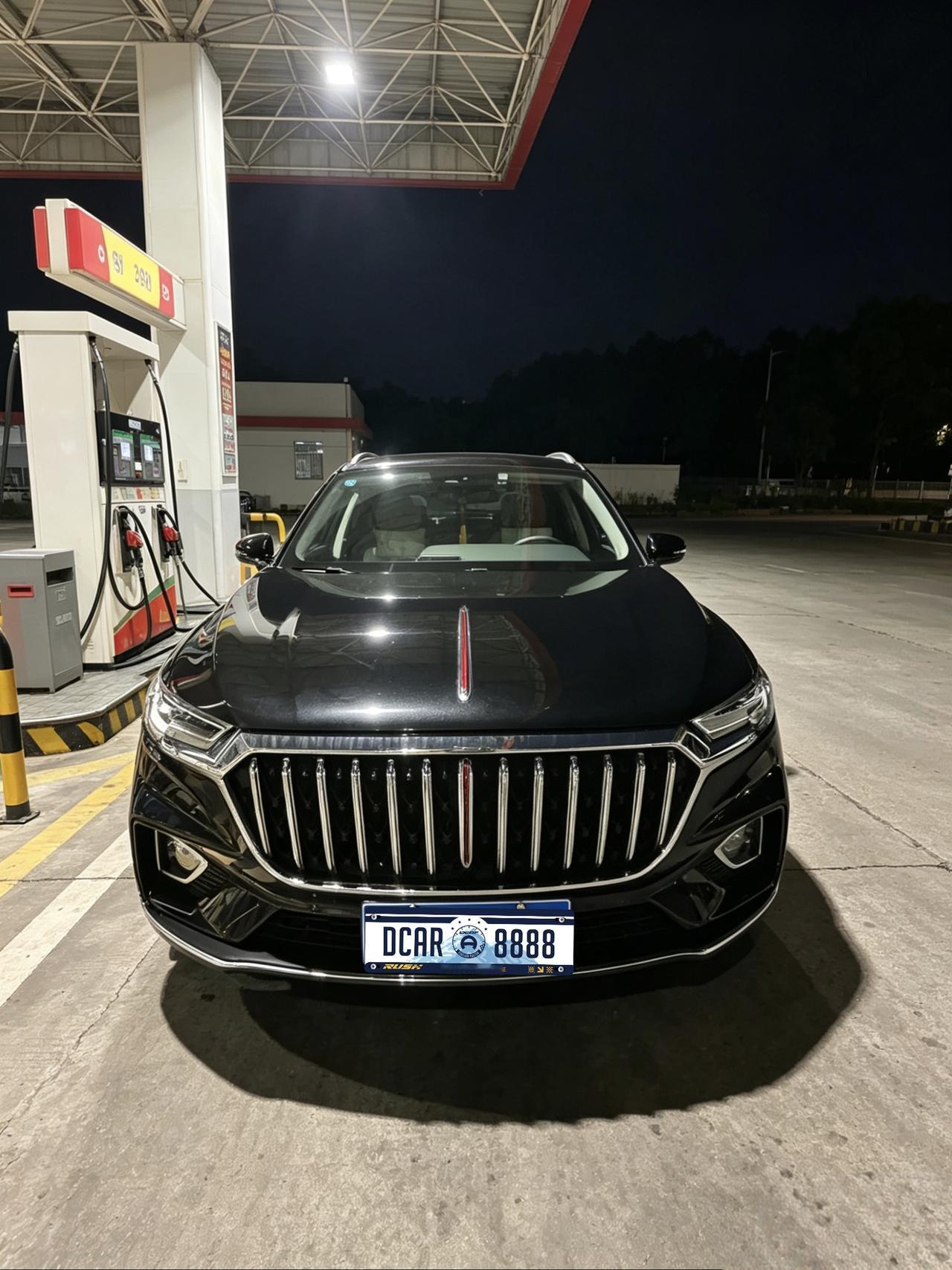 算算红旗HS5的养车账，这油耗你能接受吗？
兄弟们，今天不聊配置不聊动力，就聊一