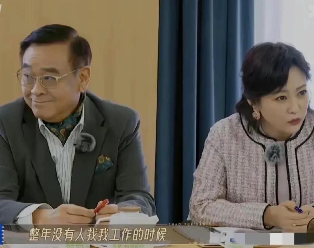 以前看郝蕾谈演技，觉得她是个比较纯粹的演员；跟着又看到她批评金莎硬要演少女，可是