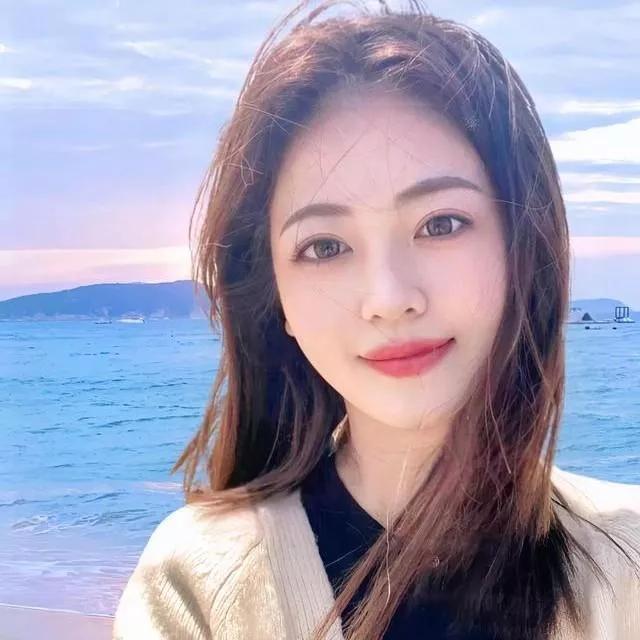 海边漫步，暖阳轻抚，心情舒畅🌊🌞海边温柔风 海边游玩日常 海边度假感 海边治