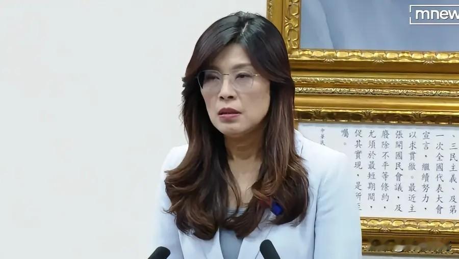 郑丽文太有格局了！被王金平拒邀餐会还主动送高位，真大度还是另有隐情？
 
上周王