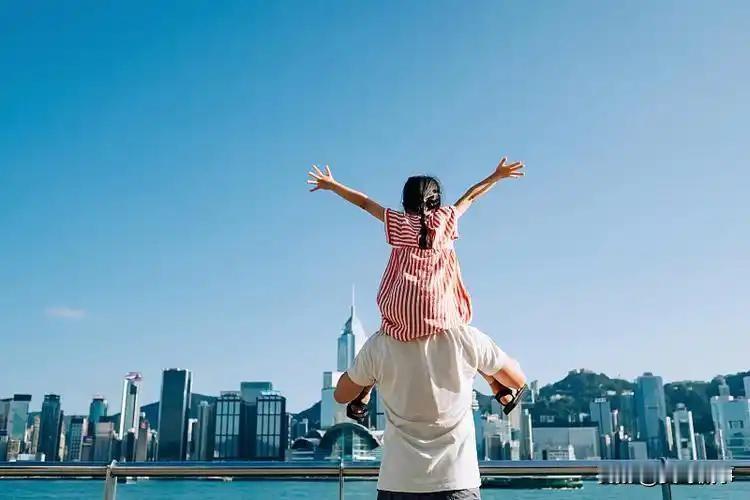 广西，一男子在未领证的情况下，与女友以夫妻名义同居了14年，并生下两个女儿。后来