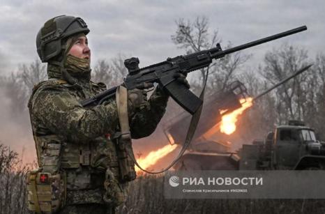 乌克兰这回是真的要绝望了！就在基辅还在数着防空导弹库存过日子的时候，一个让整个北