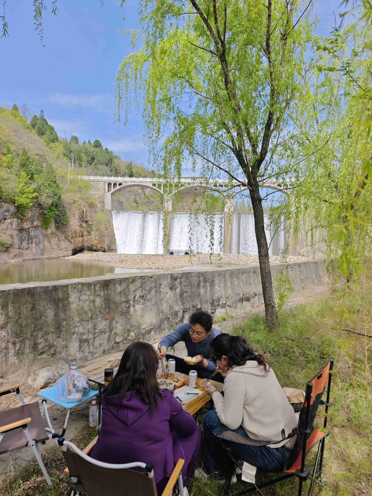 随性的周末 随性自在的日子 假日的心情 
我的今日状态：😁轻松愉快
我这里的天