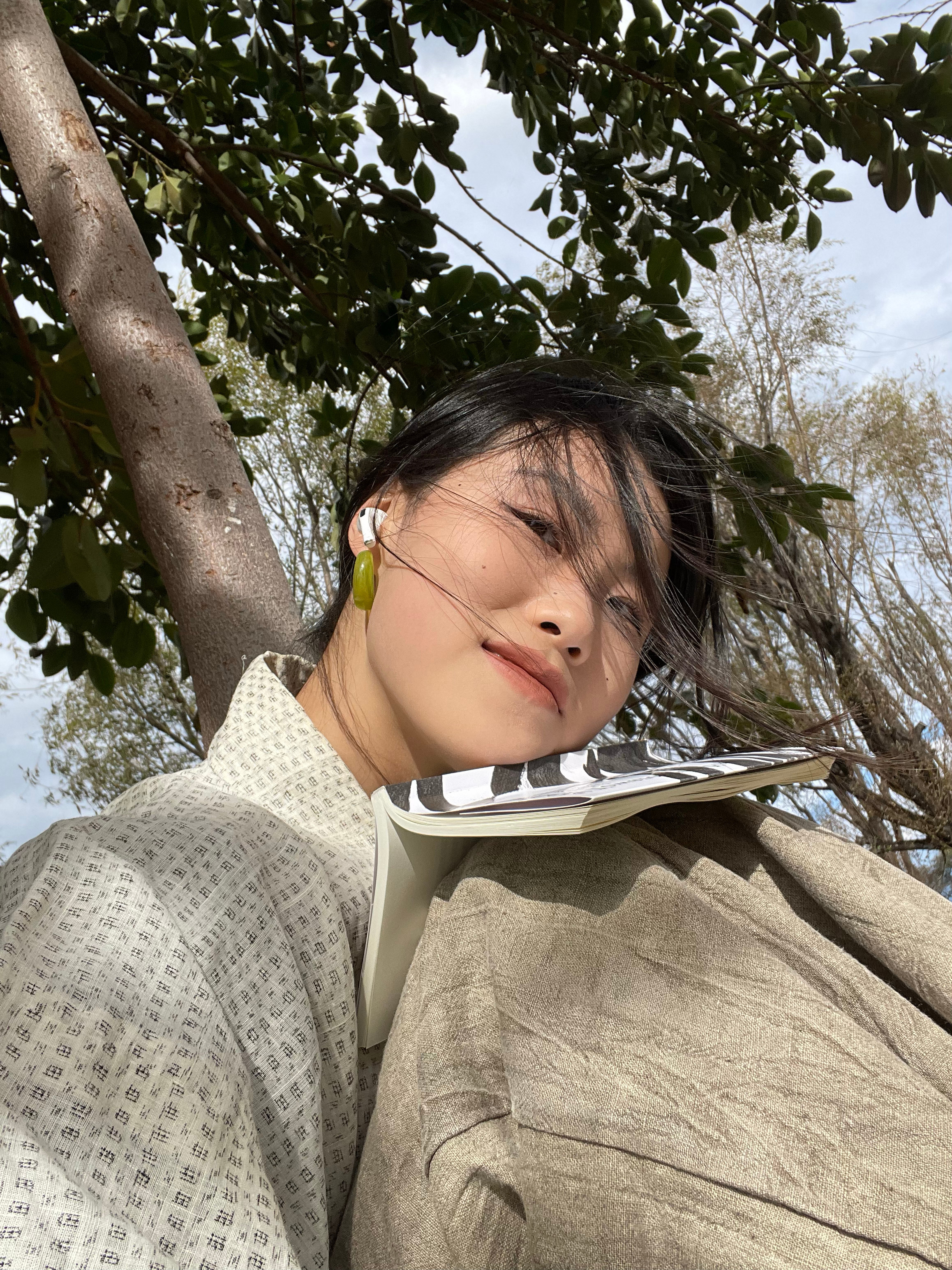 风吹头发飘  ​​​