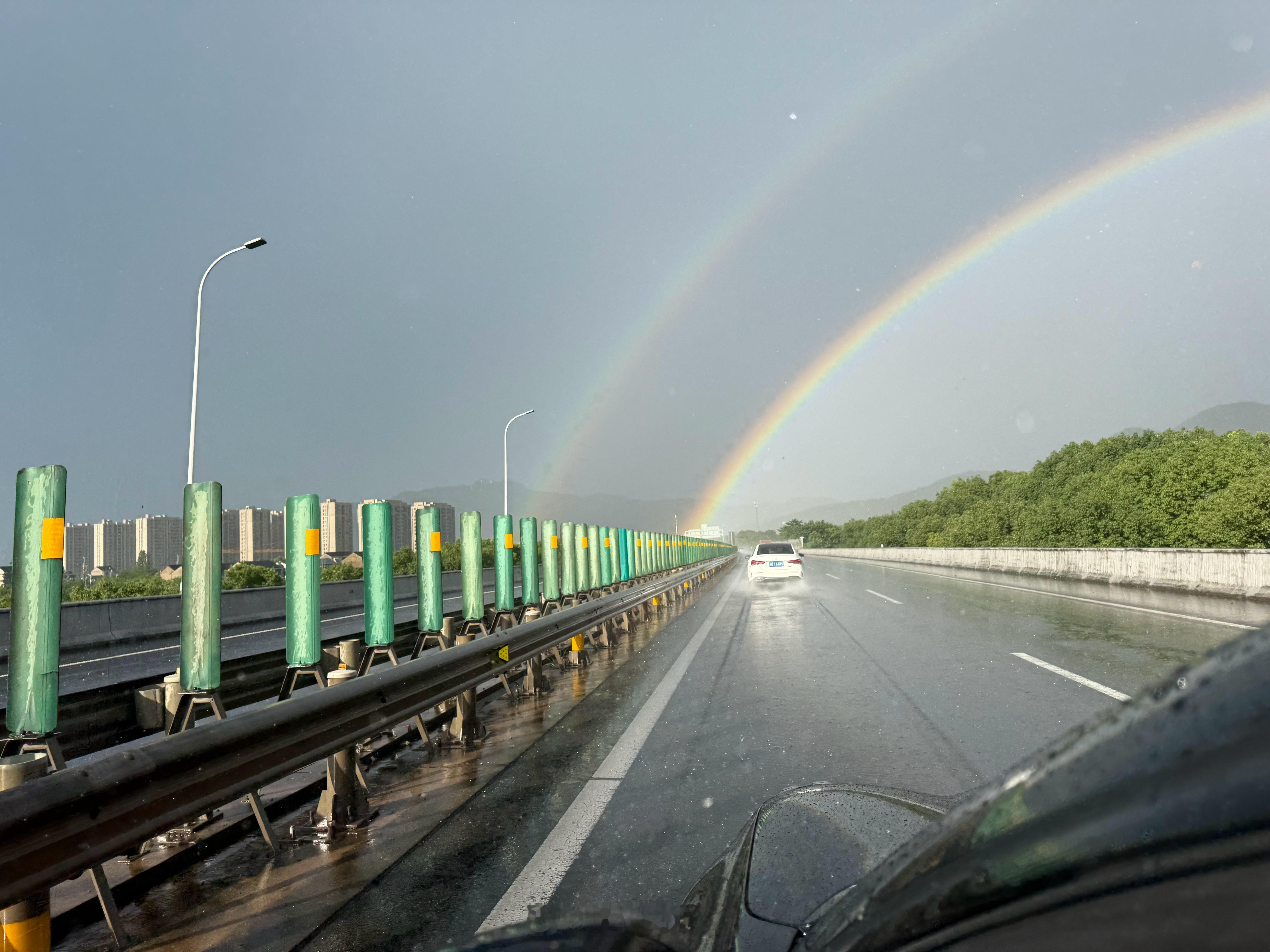 老家雨后的双彩虹🌈 ​​​