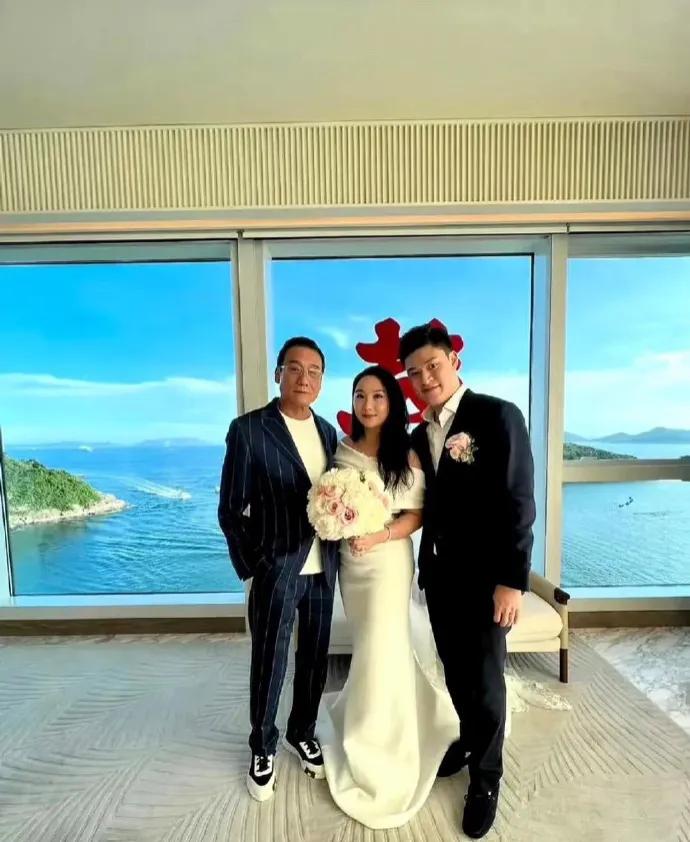 女儿出嫁，梁家辉心里不舒服，但他永远支持女儿的选择，只能自己暗暗流泪。