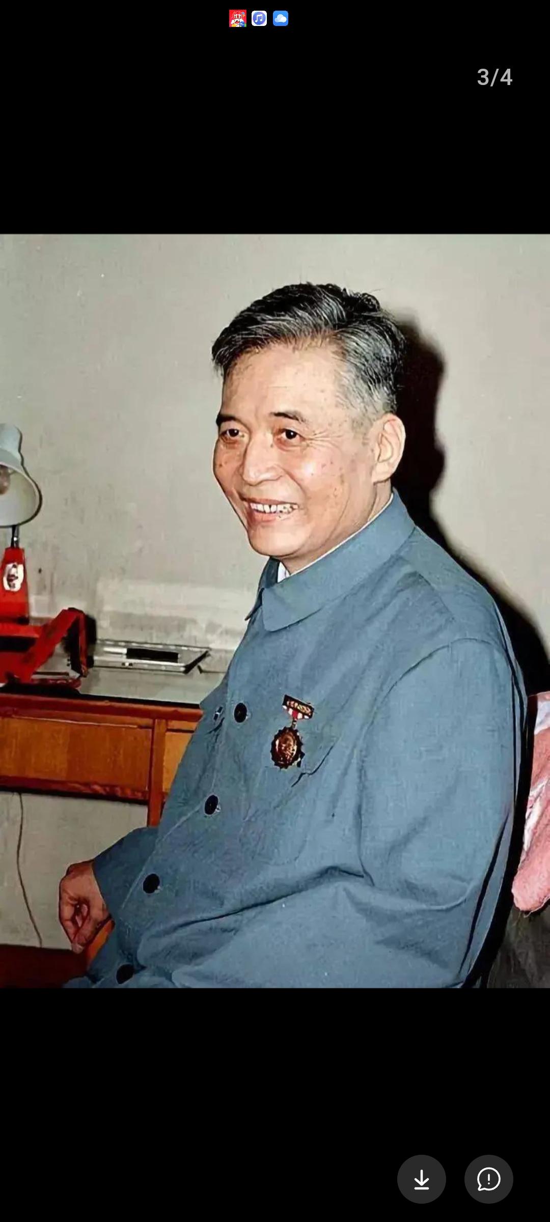 十月初一寒衣节！
给邓稼先先生点燃一盏心灯！
默哀致敬邓稼先先生！
也许有很多年