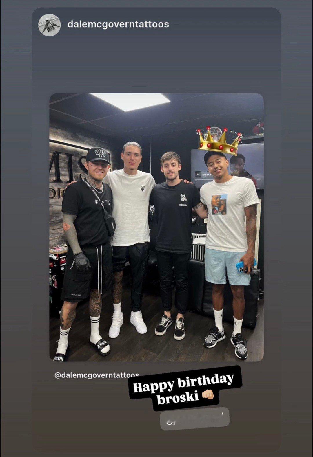 今天是林皇生日，然后我发现他和努涅斯是一个纹身师哈哈哈哈 