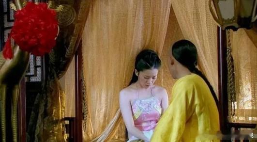 乾隆记了一辈子的试婚宫女：差 60 天熬到他登基，死后待遇清朝独一份1735 年