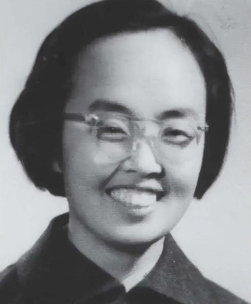 1960年，左权的女儿左太北报考哈军工，却因政审不通过没被录取，她当即去找了院长