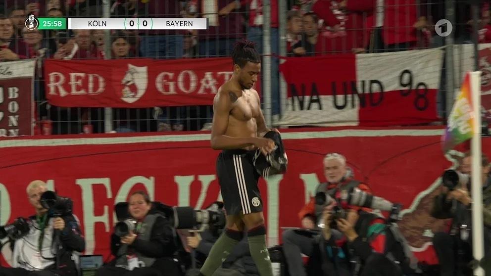 尽管开球的时候，科隆气温只有13度，但是经过25分钟比赛，奥利塞还是觉得长袖球衣