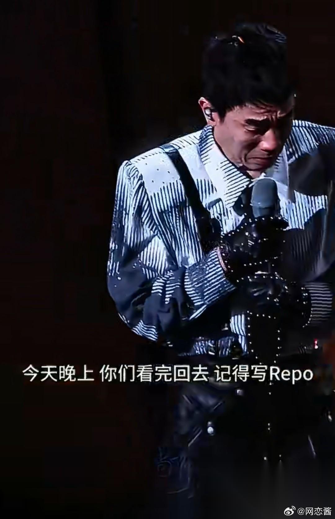 今日份甜瓜来咯，6月22日，又到吃瓜时刻，陈小春秒上热搜榜，这到底怎么回事呢？别