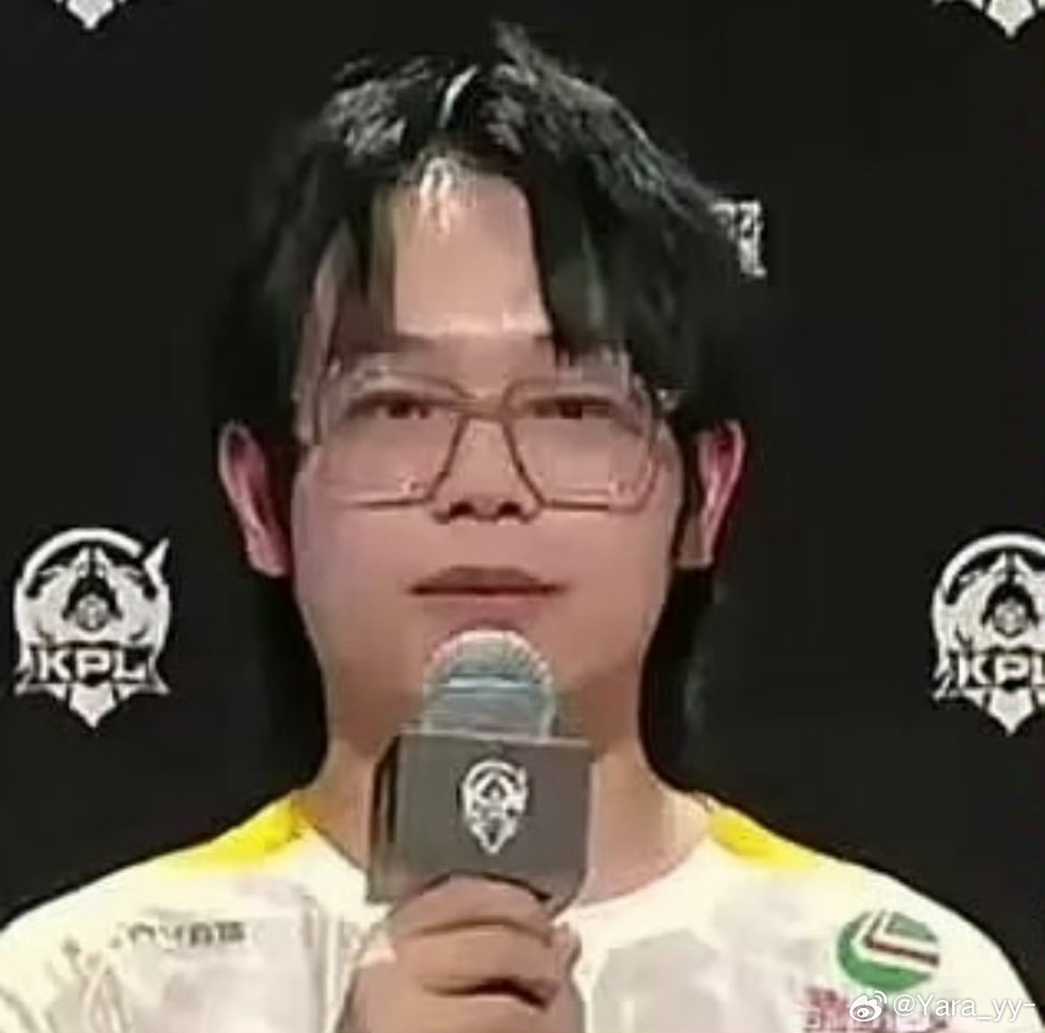 我现在就这样凌乱 ​​​