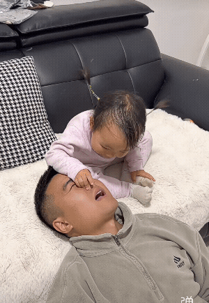 孩儿太聪明了！反应快，这个国产药变成了进口药![捂脸]