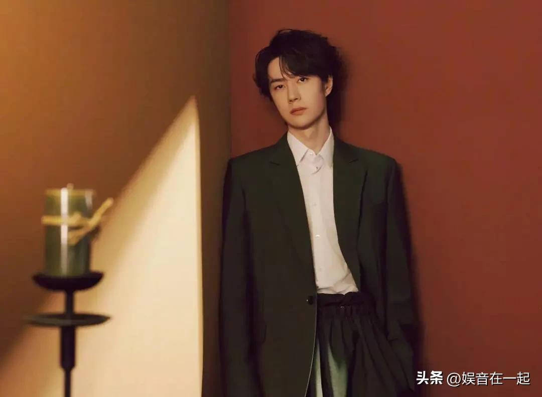 乐华宣布和王一博完成续签艺人管理合同！王一博这几年的发展那叫一个风生水起。在《陈