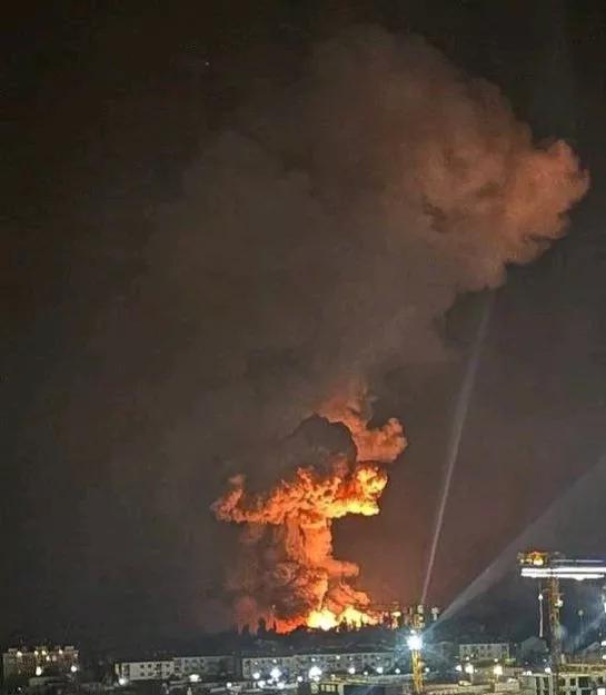 塔斯社报道，当地时间30日，伊朗迈赫尔通讯社发文证实，位于该国大不里士的一家大型