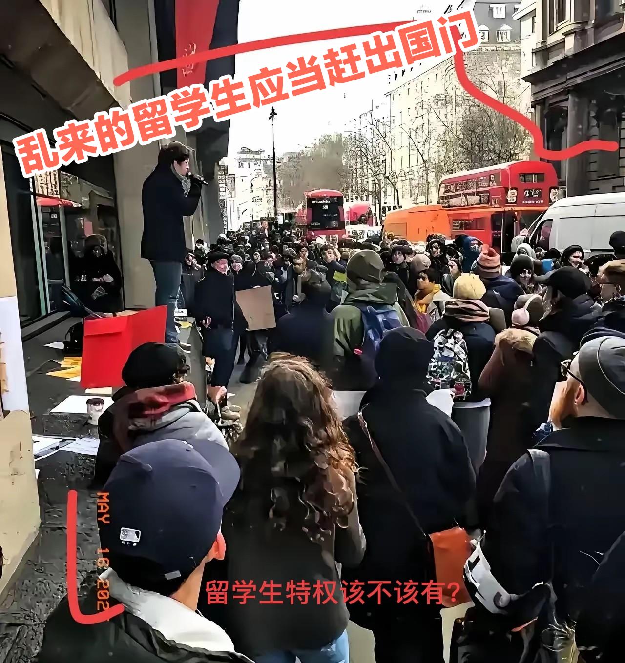 国门是打开了，但如果我们把关不严，牛鬼蛇神就会一股脑的侵入境内，残害同胞。

当