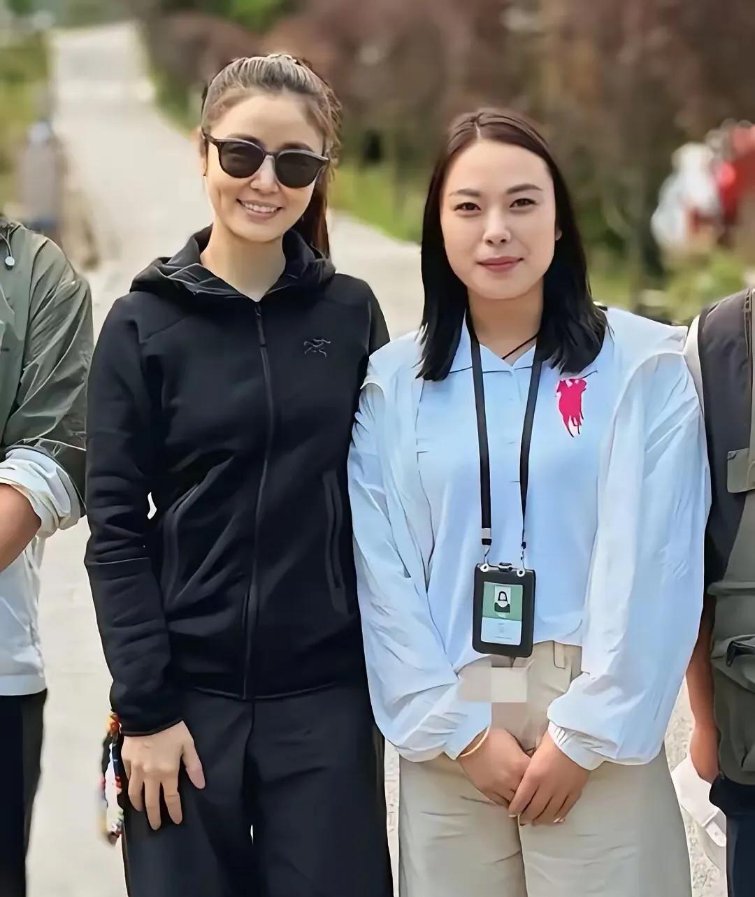 我朋友在九寨沟见到林心如，
回来和我说了个大实话，
她说别再叫林心如大美女了，你
