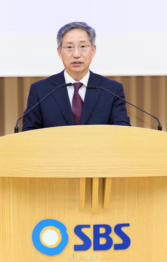 【演员柳演锡获得“2026 SBS上半年颁奖礼”综艺部门特别奖】柳演锡表示“今年