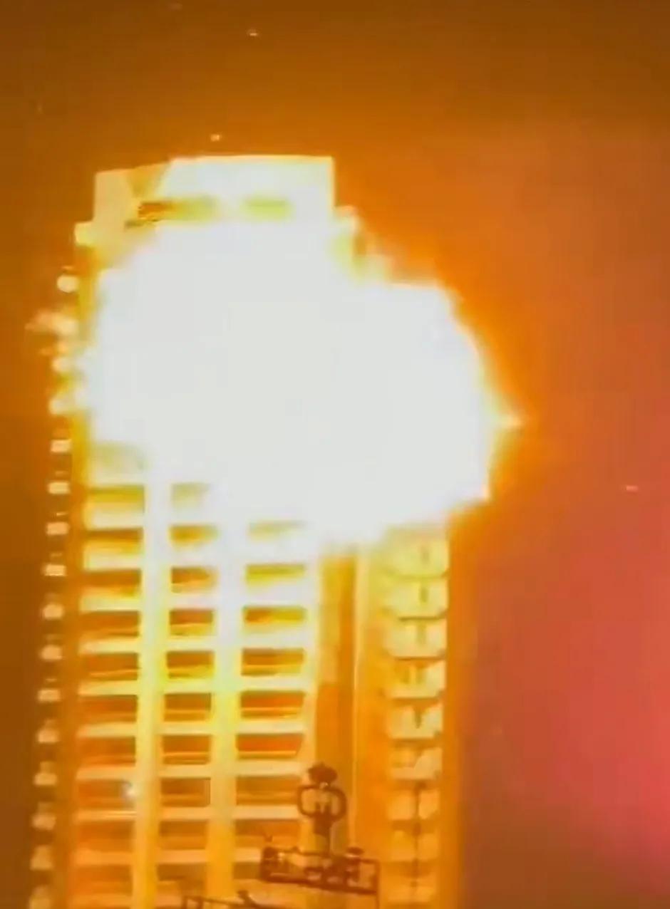 巴林真挨炸了，

美军基地被盯上，

Grand Air酒店到底存不存在？

伊