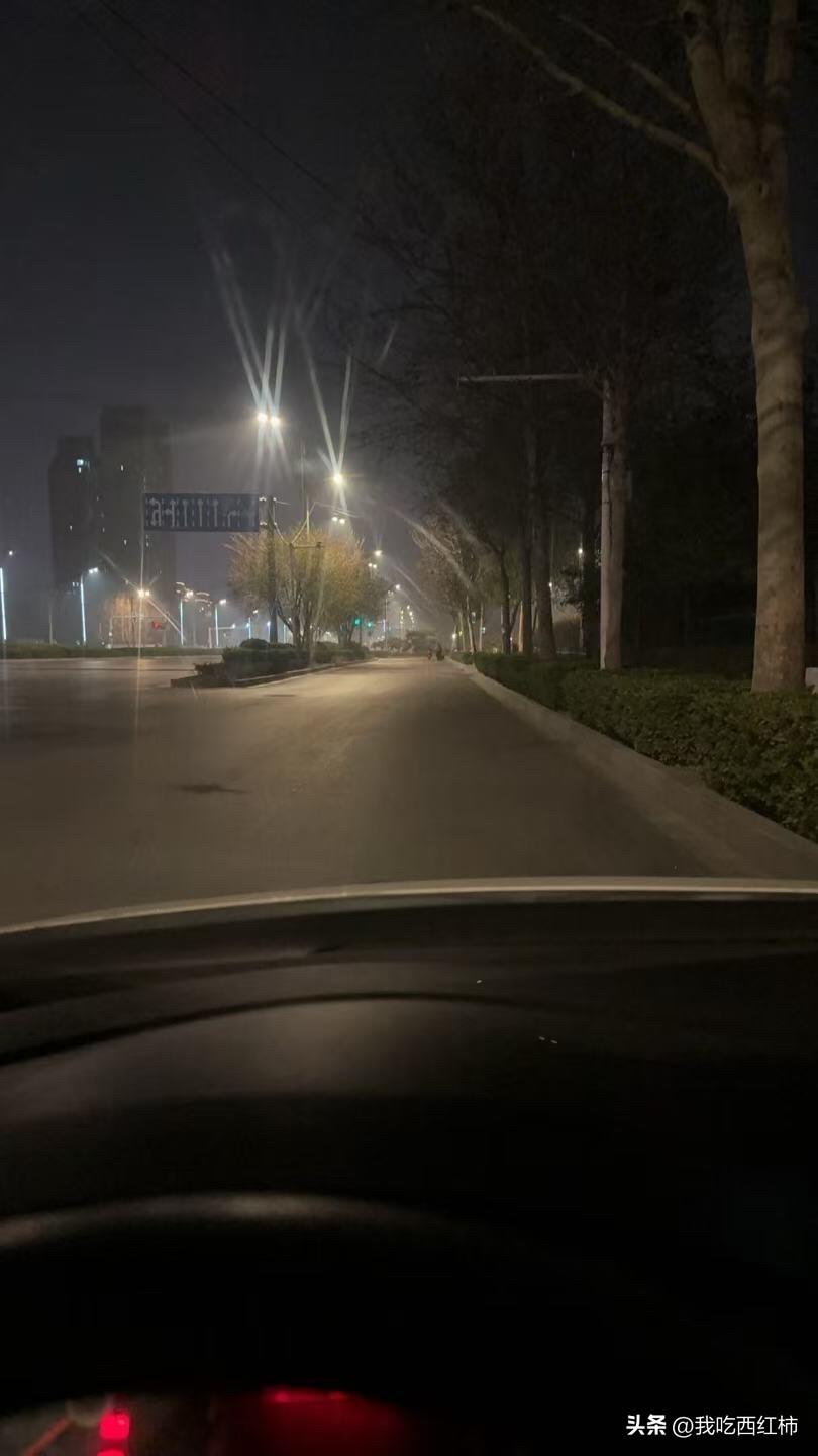 昨天去看了一套房子，房东挂190万，我还价185万，最后房东要188万，我出18