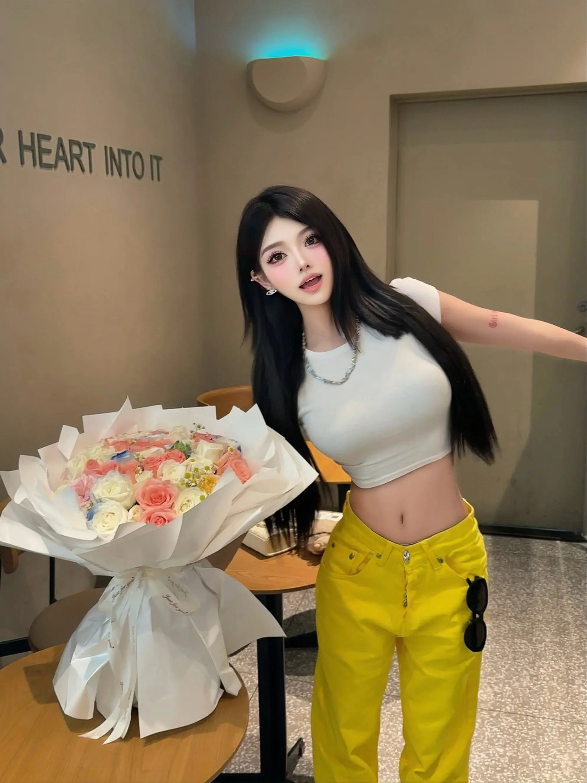 我总是试图寻找一个可以依靠的肩膀 却忘了陪伴都是阶段性的