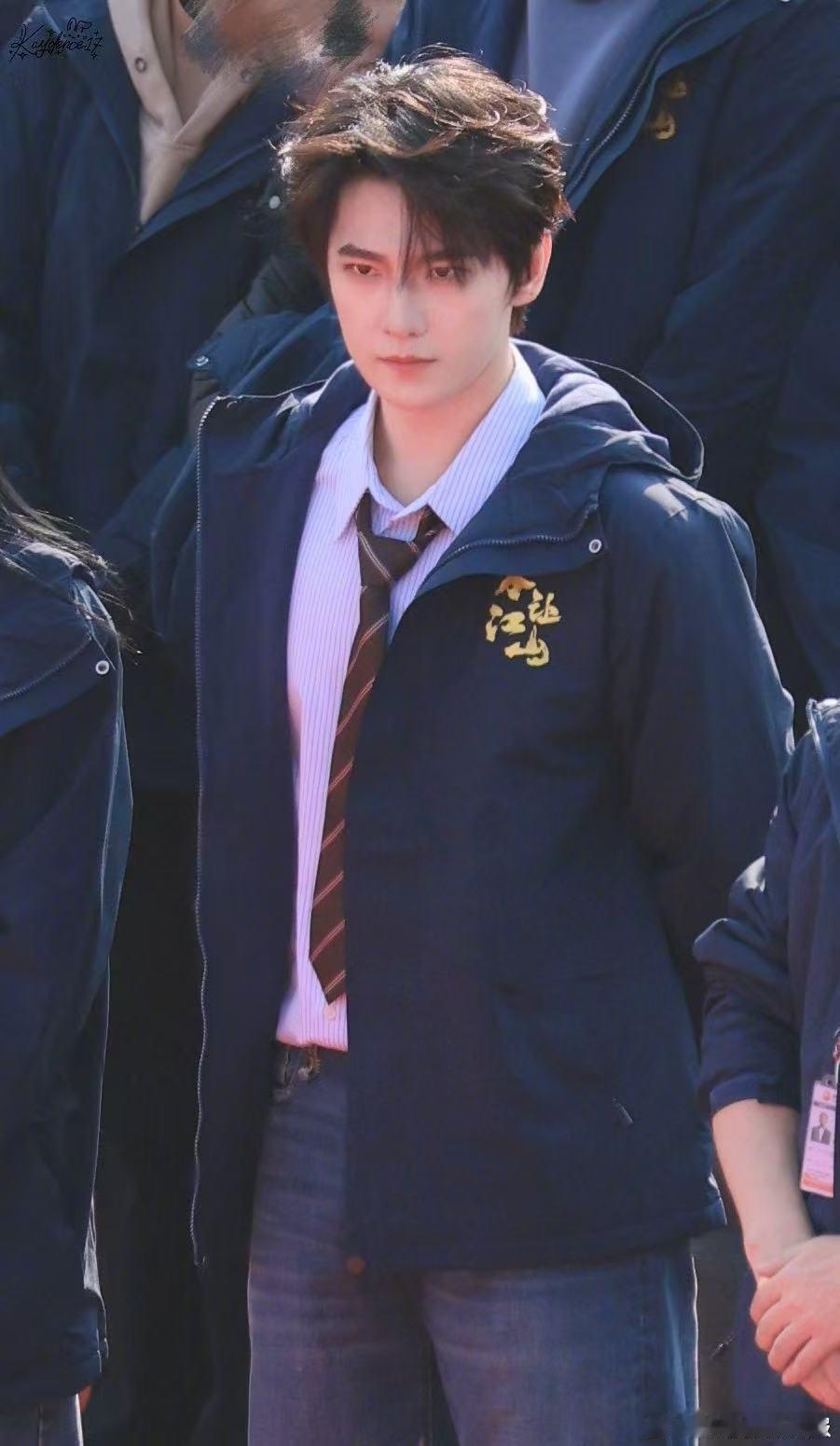 不让江山开机 乱世出枭雄，杨洋饰李叱！从市井布衣到撑起江山，狠劲、韧性、家国情怀