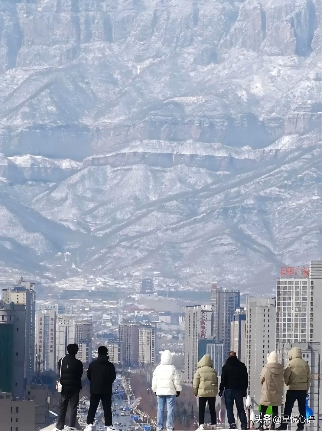 原来山西才是隐藏的“高地王者”！
小时候经常听见“我家住在黄土高坡”，
今天才g