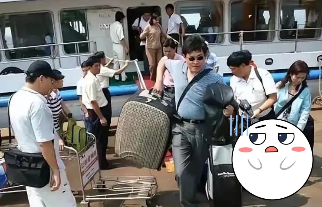 开始逃离本土了！岛内一些台独分子，开始转移家产、私密买黄金，想长期移民海外，曾经