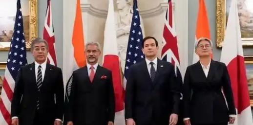 假如美日韩印越菲六国联手，同时对中国开战会如何？不夸张的说，让中国打出亚洲够呛，