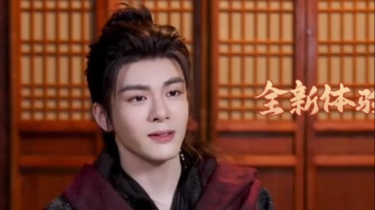 曾舜晞月鳞绮纪专访曾舜晞回应闯入人父赛道专访看点十足！曾舜晞聊人父赛道初体验，言