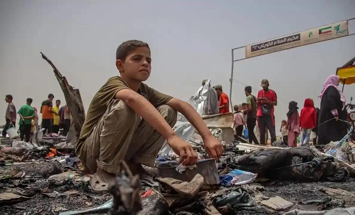 以色列这次是真的怕了！不是怕哪颗导弹砸下来，而是突然惊醒：再这么打下去，自己真可