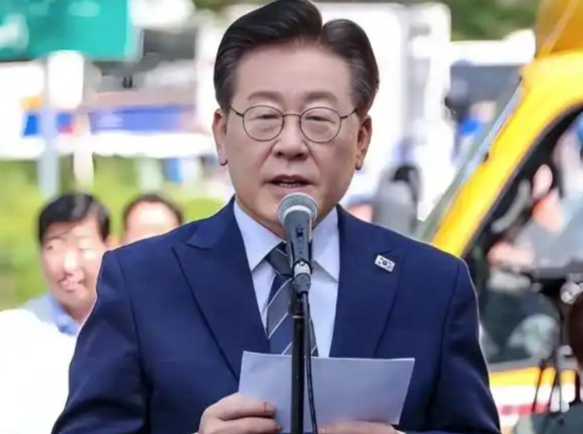 李在明高调现身北约峰会，韩国到底想干什么呢？日前，李在明亲率代表团现身北约峰会，