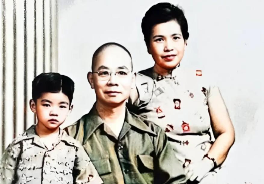 革命烈士吴石的夫人王碧奎晚年自述：宁愿在台湾流浪三十年，也不愿意返回大陆，晚年侨