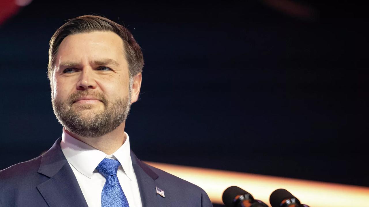 一觉醒来，美国副总统承认，美国已经“脆弱不堪”。
美国从来不会承认，自己的制造业